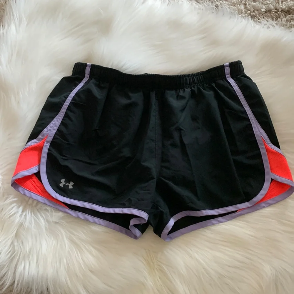 Under Armour Black Running Shorts - Picture 1 of 7